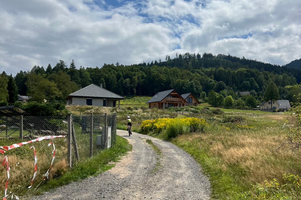 Tereny pomiędzy Karpaczem i Jelenią Górą